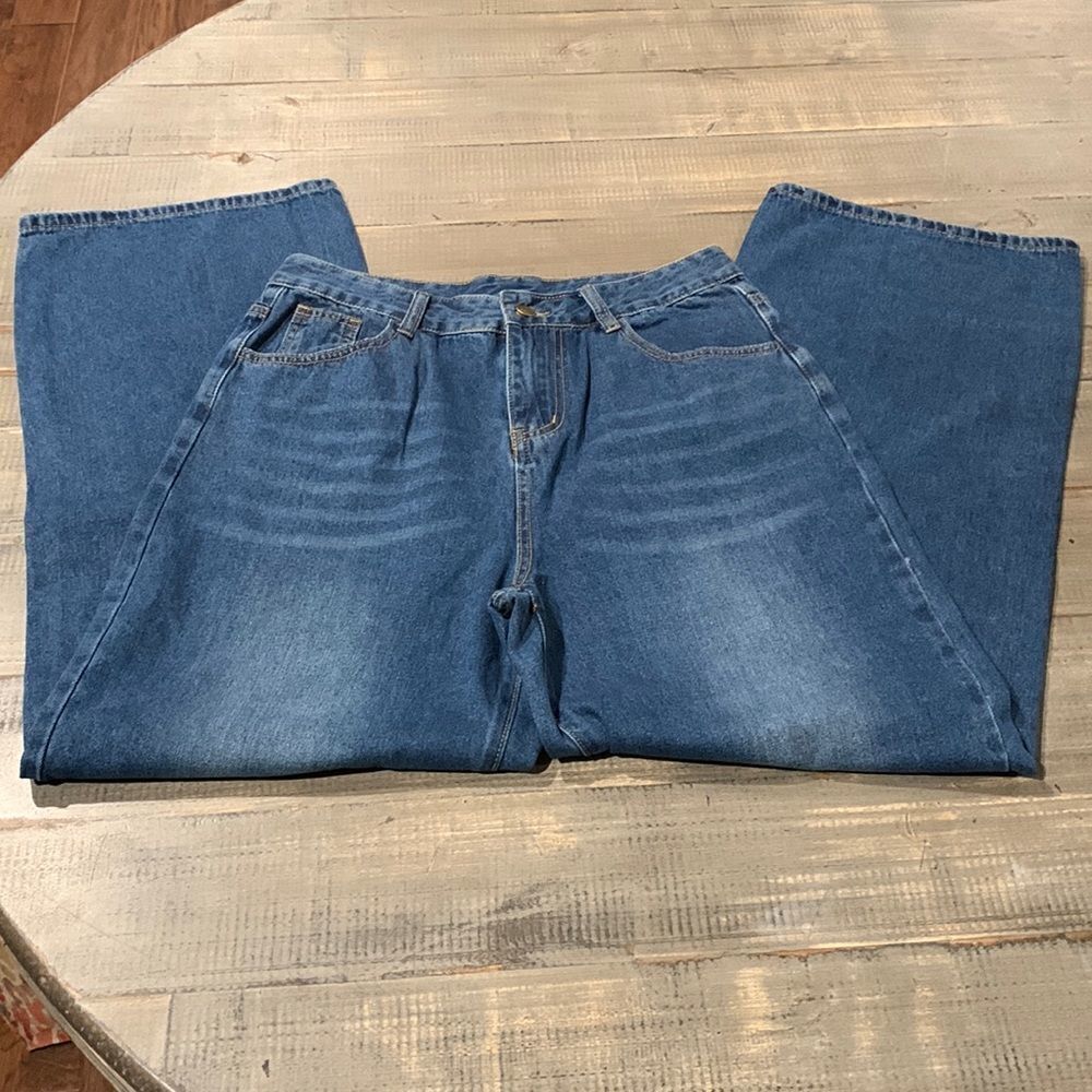 NWT Flared Jeans 